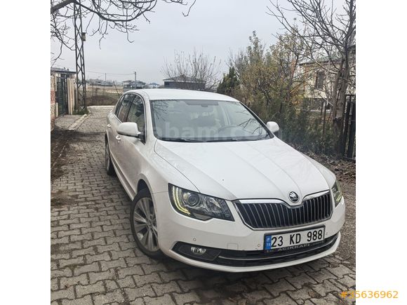 Sahibinden Skoda SuperB 1.6 TDI Elegance 2014 Model