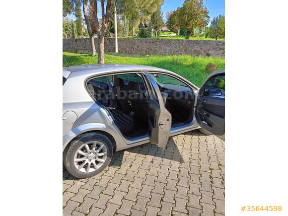 Sahibinden Opel Astra 1.3 CDTI Essentia Konfor 2011 Model