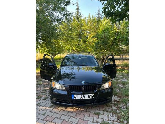 2006 BMW E90 TEMİZ ARABA