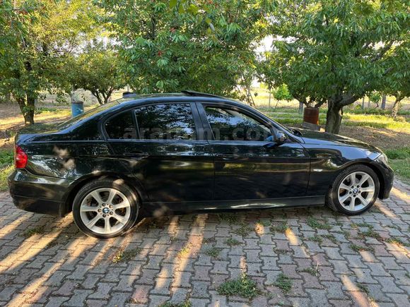 2006 BMW E90 TEMİZ ARABA
