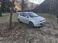 Sahibinden Hyundai i20 1.4 CRDi Team 2011 Model  216 km Gri