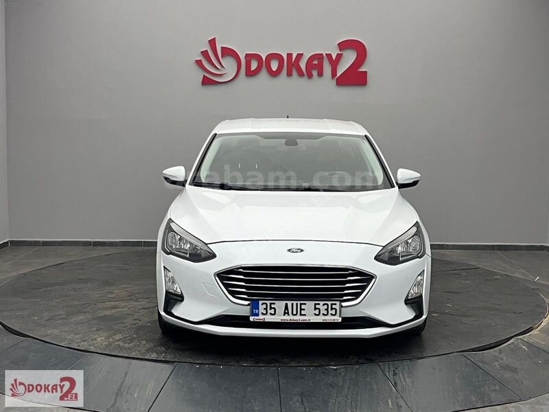 Galeriden Ford Focus 1.5 EcoBlue Trend X 2021 Model İzmir 124.556 km Beyaz