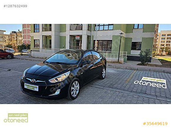 HYUNDAİ ACCENT BLUE 1.6 CRDİ MODE PLUS 272.KM OTO İÇİ BEJ