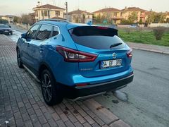 Sahibinden Nissan Qashqai 1.3 DIG-T Sky Pack Plus 2021 Model 