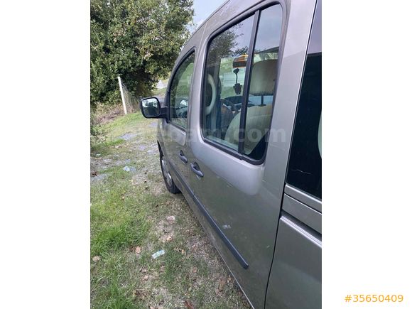 Sahibinden Renault Kangoo 1.5 dCi Expression 2009 Model 