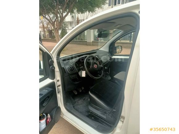 Sahibinden Fiat Fiorino Cargo 1.3 Multijet 2020 Model  55.000 km Beyaz
