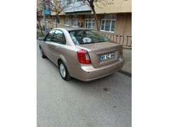 Sahibinden Chevrolet Lacetti 1.6 SX 2004 Model hiç bir yerinde çürük yok çok temiz bir arac