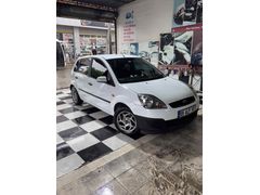Sahibinden Ford Fiesta 1.4 TDCi Comfort 2008 Model 