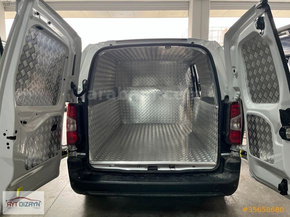 PANELVAN ARAÇ İÇİ KAPLAMA