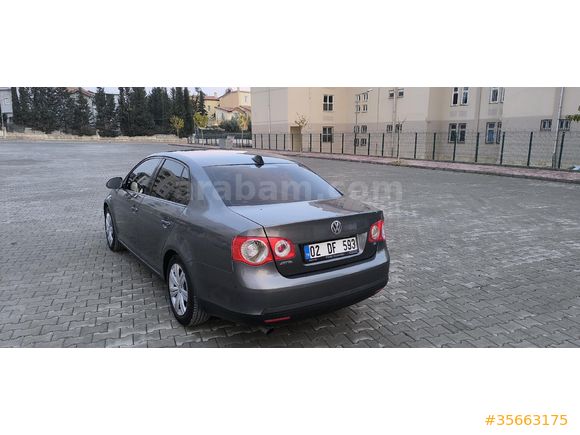 MEMURDAN  1.6 Primeline Düz motor  benzinli 2008 MODEL  JETTA 102 lik