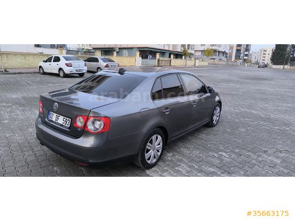 MEMURDAN  1.6 Primeline Düz motor  benzinli 2008 MODEL  JETTA 102 lik