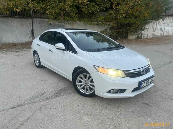 Sahibinden Honda Civic 1.6 i-VTEC ECO Elegance 2013 Model 