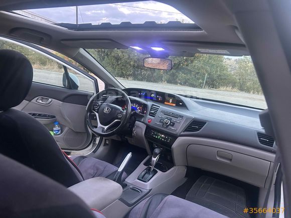Sahibinden Honda Civic 1.6 i-VTEC ECO Elegance 2013 Model 