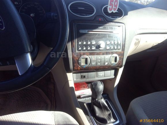 Sahibinden Ford Focus 1.6 Ghia 2005 Model