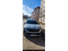 Sahibinden Renault Clio 1.0 TCe Techno Esprit Alpine 2023 Model
