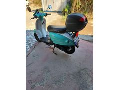 Ekstralı sorunsuz düşük km b ehliyeti kullanabilir bayandan 50cc