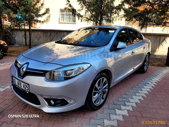 5 YILLIK SAHİBİNDEN TERTEMIZ BAKIMLI DOUBLE TEYPLİ ICON OTOMATİK VITES RENAULT FLUENCE