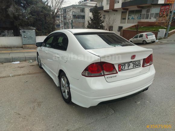 Sahibinden Honda Civic 1.6 i-VTEC Elegance 2011 Model