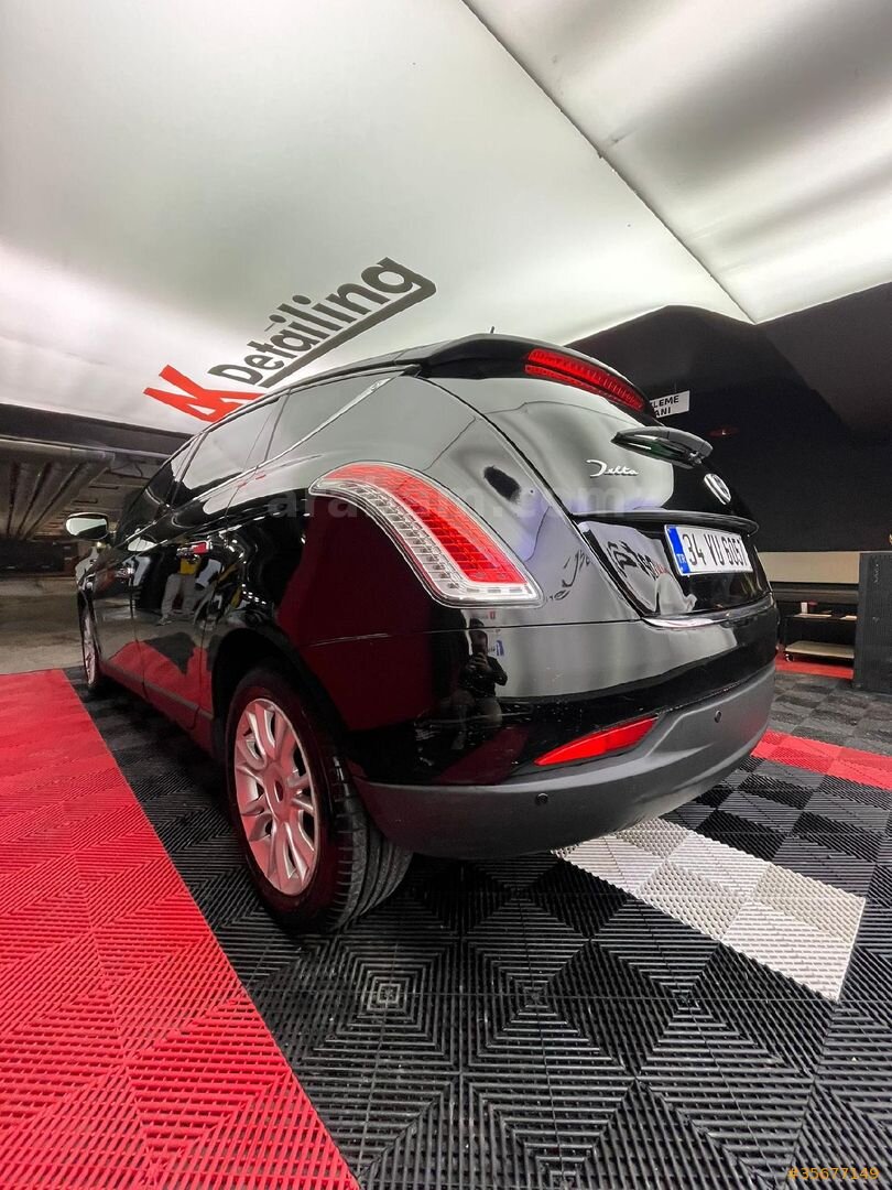 Sahibinden Lancia Delta 1.6 MJet 2012 Model İstanbul 200.000 km Siyah 6