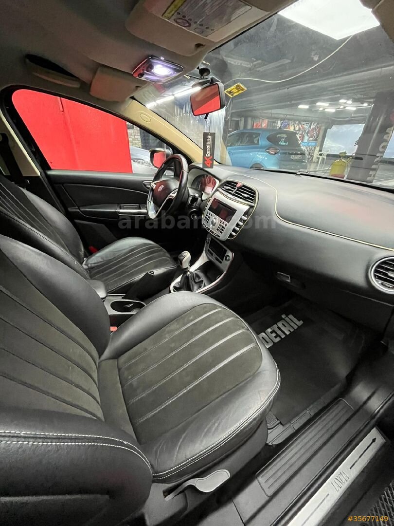 Sahibinden Lancia Delta 1.6 MJet 2012 Model İstanbul 200.000 km Siyah 7