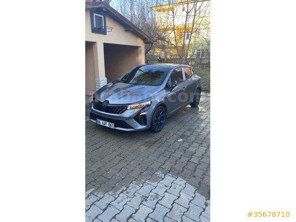 Sahibinden Renault Clio 1.0 TCe Techno Esprit Alpine 2024 Model 