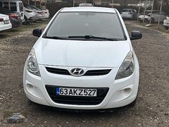 HYUNDAİ İ20 KM 140.000 HATASIZ BOYASIZ TERTEMİZ RENK BEYAZ