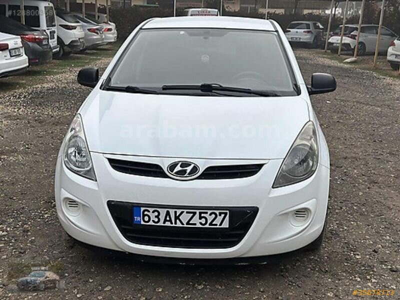 Galeriden Hyundai i20 1.4 CRDi Team 2012 Model Şanlıurfa 140.000 km Beyaz