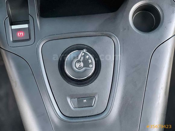 Sahibinden Citroen Berlingo 1.5 BlueHDI Shine Bold 2023 Model 