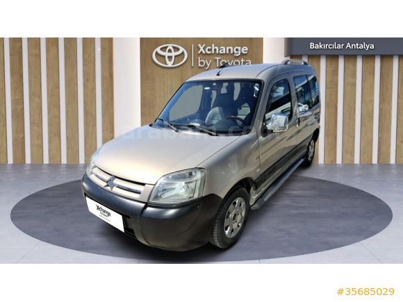 TOYOTA BAKIRCILAR 2007 BERLİNGO COMBİ 1.9 DİZEL - 179.000 KM