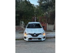 Sahibinden Renault Megane 1.5 Blue DCI Touch 2021 Model acil bu fiyata yokk