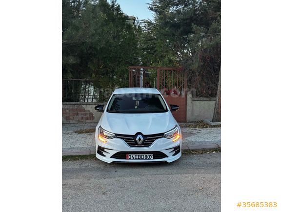 Sahibinden Renault Megane 1.5 Blue DCI Touch 2021 Model acil bu fiyata yokk