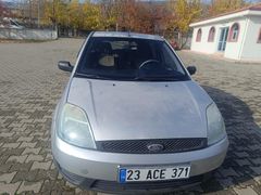 Sahibinden Ford Fiesta 1.4 TDCi Comfort 2003 Model