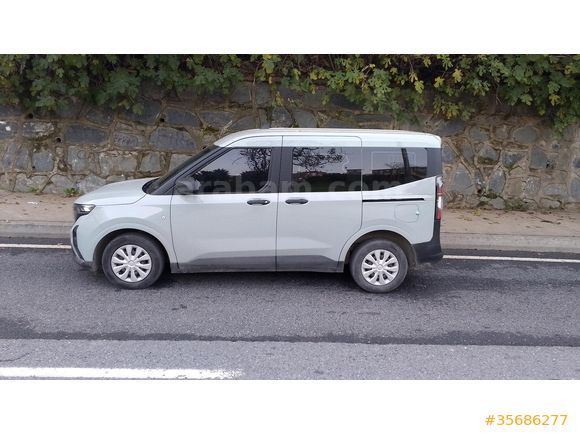 Sahibinden Ford Tourneo Courier 1.0 EcoBoost Trend 2024 Model