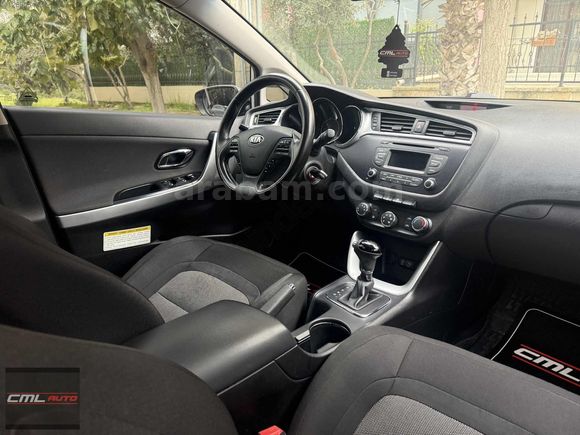 CML AUTO'DAN**FIRSAT ARACI**2017 CEED DİZEL OTOMATİK KREDİ UYGN