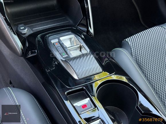 HATASIZ BOYASIZ 2024 PEUGEOT E-208 GT 100 KW