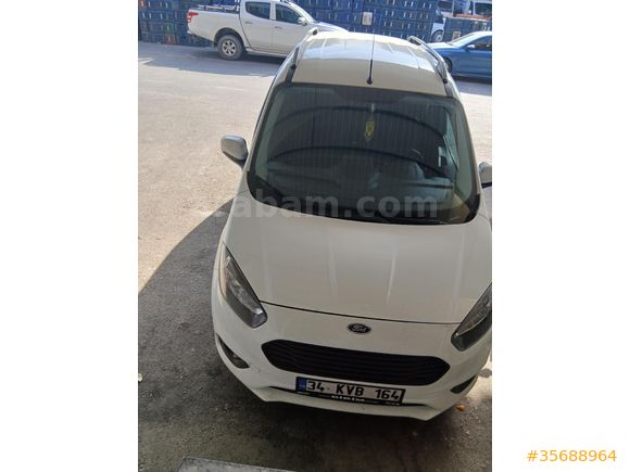 Sahibinden Ford Tourneo Courier 1.5 EcoBlue Titanium 2023 Model