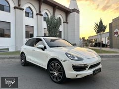 PORSCHE CAYENNE 3.0 D CAM TAVAN SANRUF İÇİ BEJ