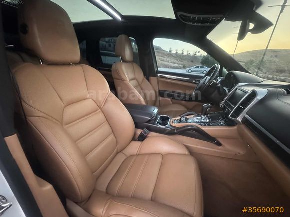 SINIF TEMİZLİKTE PORSCHE CAYENNE