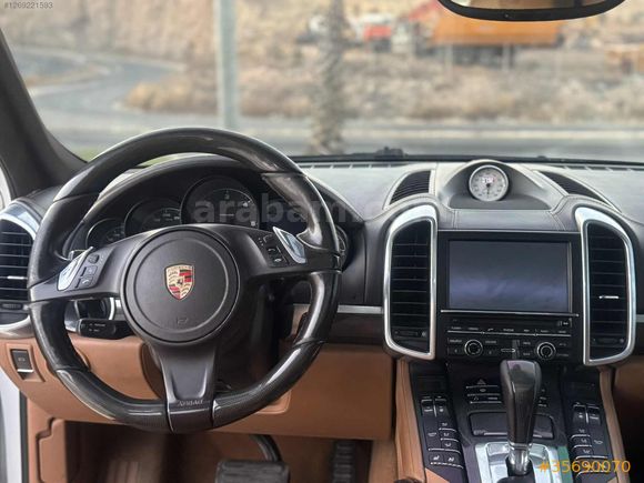 SINIF TEMİZLİKTE PORSCHE CAYENNE