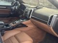 SINIF TEMİZLİKTE PORSCHE CAYENNE