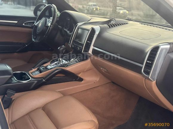 SINIF TEMİZLİKTE PORSCHE CAYENNE