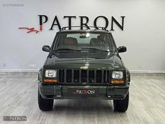 PATRON OTOMOTİV'DEN 4x4 OFF ROAD TERTEMİZ ORJİNAL CHEROKE 4.0