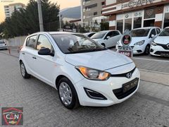 BOYASIZ 2013 HYUNDAİ İ20 100 PS OTOMATİK BEYAZ ORJİNAL