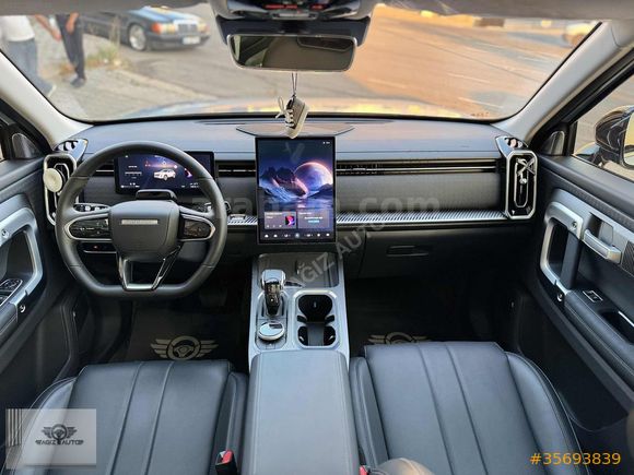YAĞIZ AUTODAN 2024 JAECOO ÇİFT RENK 14 km BOYASIZ