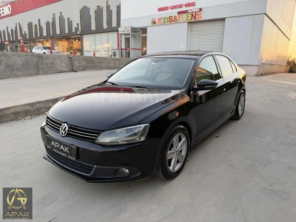 VOLKSWAGEN JETTA 1.2 TSI