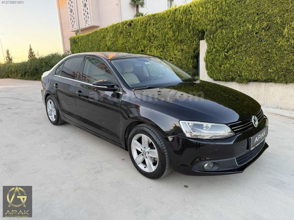 VOLKSWAGEN JETTA 1.2 TSI