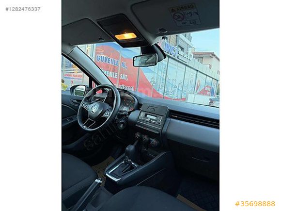 BOZTAŞ AUTODAN 2023 MODEL RENAULT CLİO