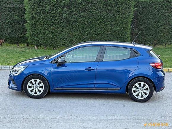 BOZTAŞ AUTODAN 2023 MODEL RENAULT CLİO