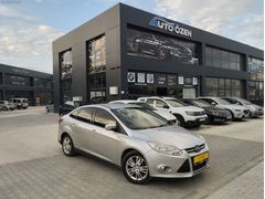 AUTO ÖZEN'DEN TERTEMİZ FOCUS 1.6 TDCİ SEDAN K.KARTINA 12 TAKSİT