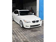 Sahibinden BMW 5 Serisi 520d Premium 2009 Model hatasız 3 parça avuç kadar boyalı 